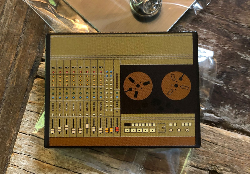 388 Photodome Pin
